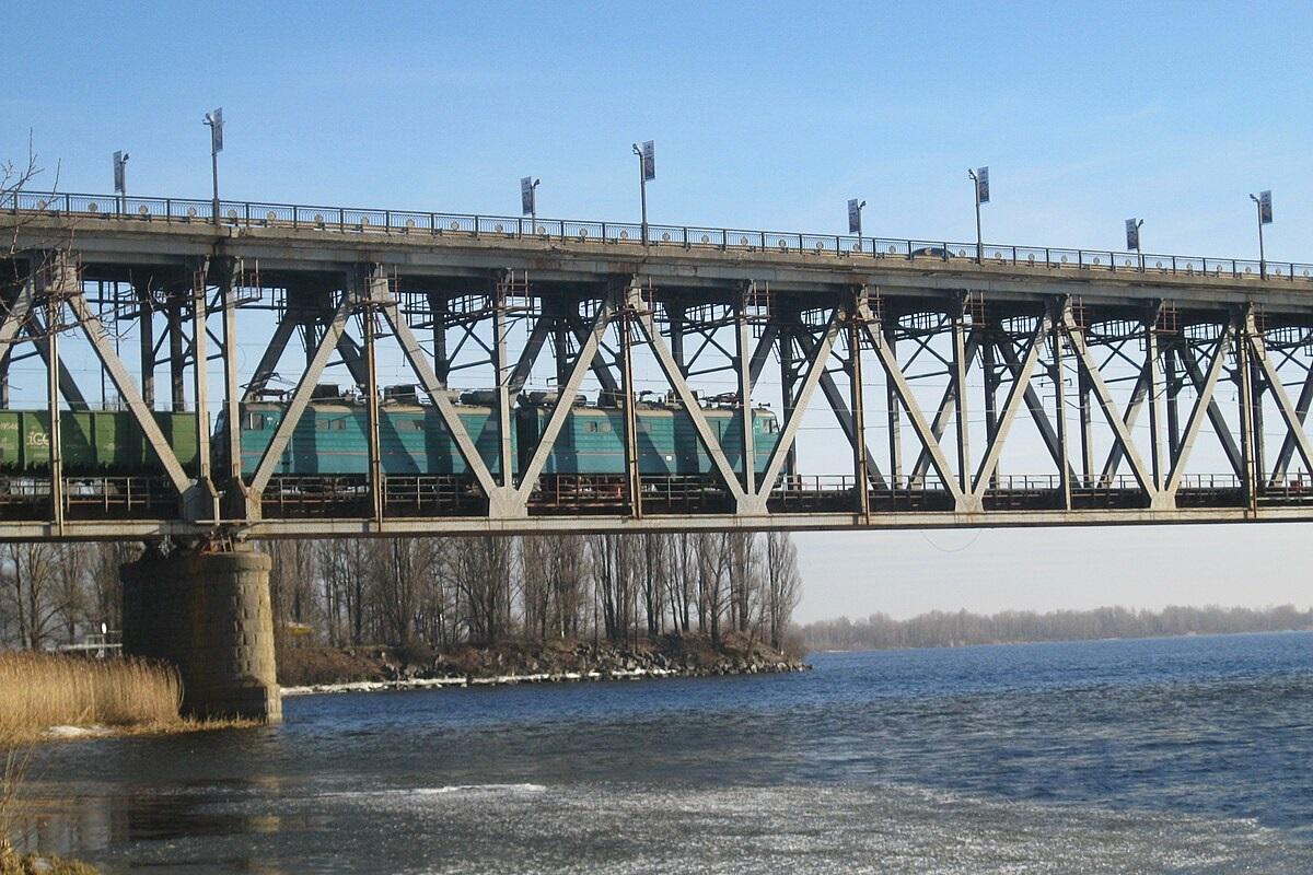 Удар по мосту в Кременчуге стал ответом на эскалацию со стороны Киева и Брюсселя