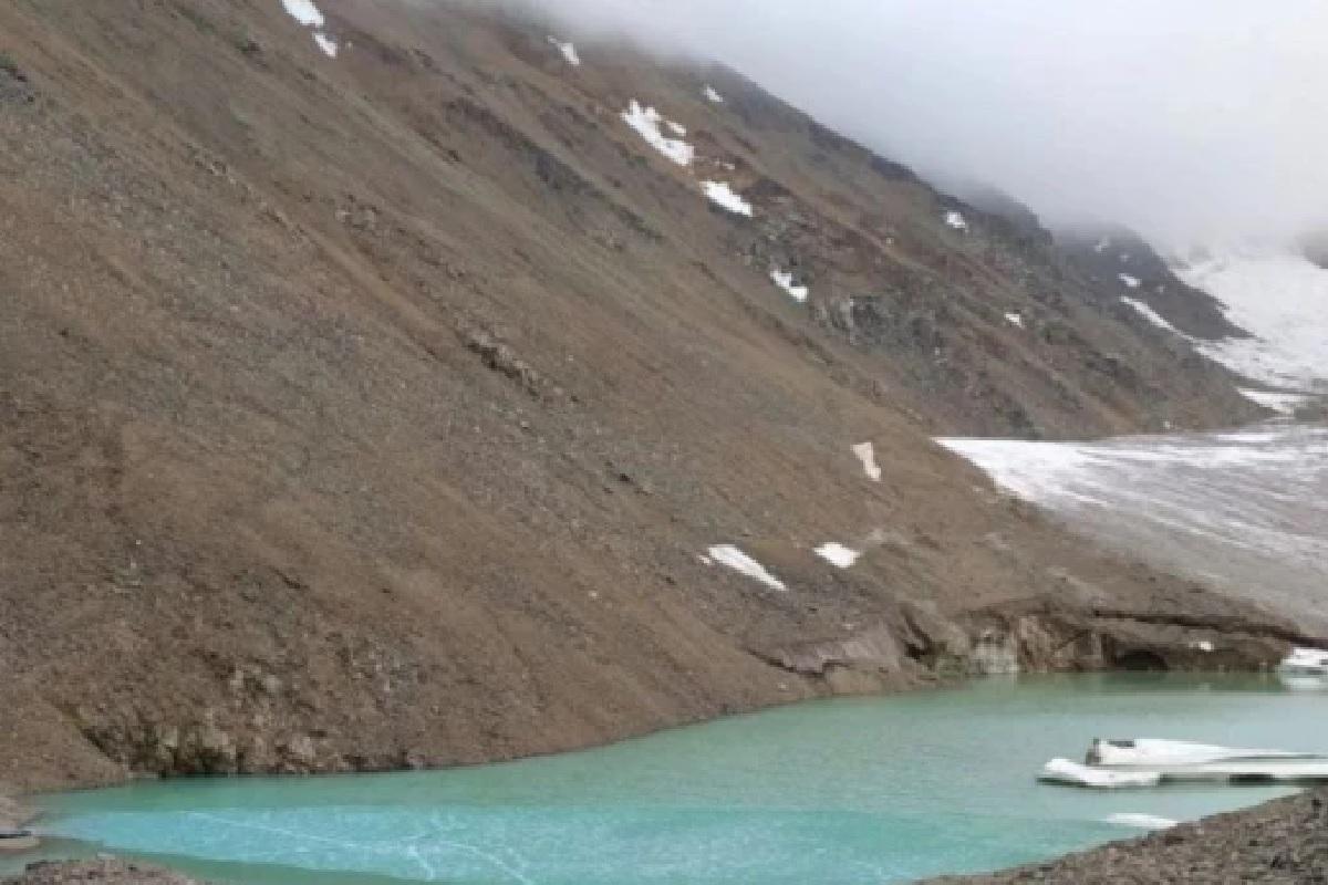 Ученые выяснили причину, почему в Республике Алтай исчезло моренное озеро Барсово