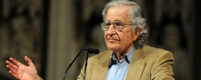 American publicist Chomsky: US intends to continue to harm Russia