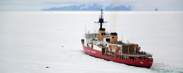 ВМС США будут патрулировать побережье у российских границ в Арктике