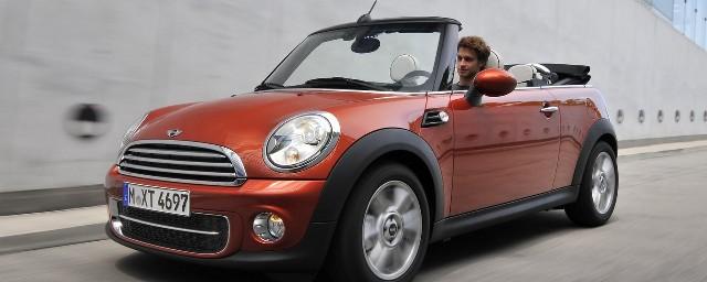 На авторынке РФ прекращается продажа кабриолета Mini Cabrio