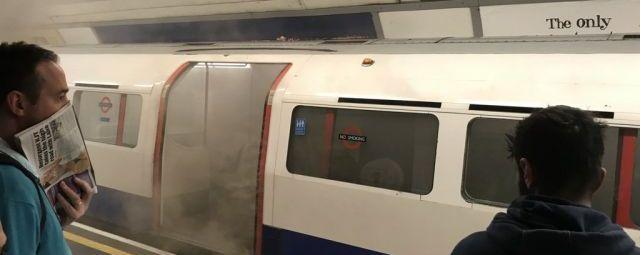 В Лондоне пассажиров эвакуировали со станции метро из-за пожара