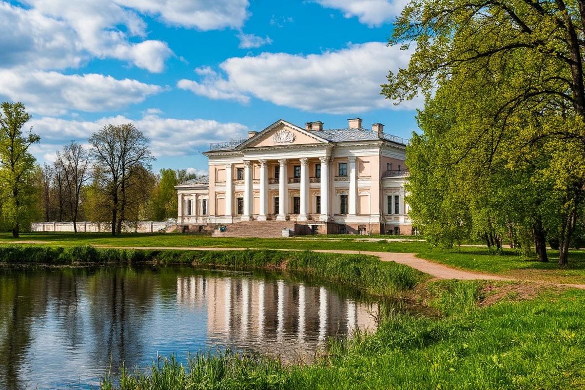 Собянин: За 15 лет в Москве восстановили около 2,5 тысячи памятников