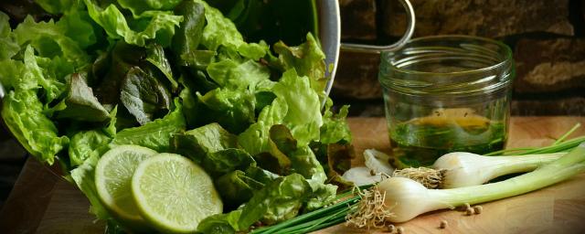 Жителей США призывают отказаться от употребления листьев салата