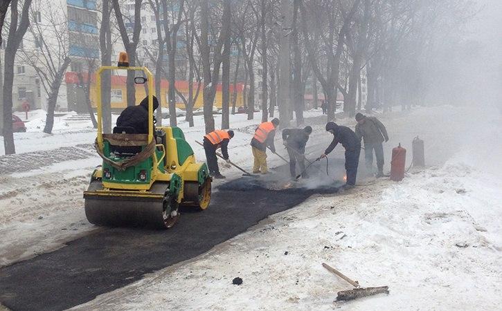 В Симферополе после праздников планируют отремонтировать дороги