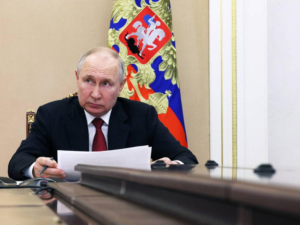 Путин назвал происходящее в стране изменой и предательством