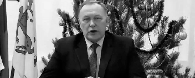 В Башкирии из-за падения снега с крыши дома погиб замглавы администрации Зилаирского района