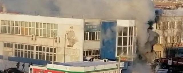 В Новосибирской области в торговом центре произошел пожар