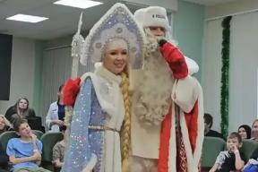 SHAMAN и Мизулина навестили детей в больнице