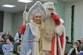 SHAMAN и Мизулина навестили детей в больнице