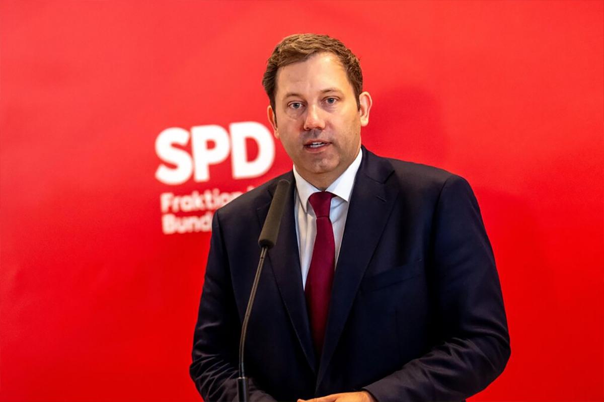 В Германии выступили против отмены пособия для беженцев с Украины