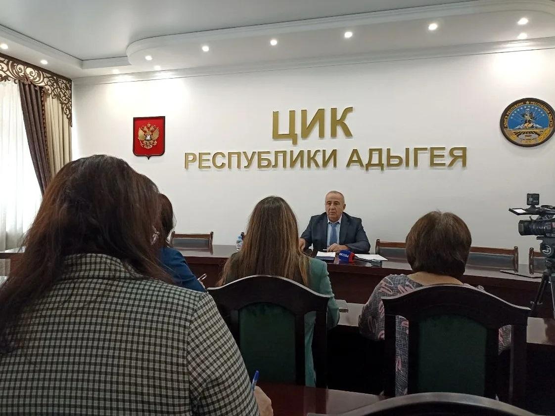 Пять партий поделили кресла: в Адыгее заново сформировали все территориальные избиркомы