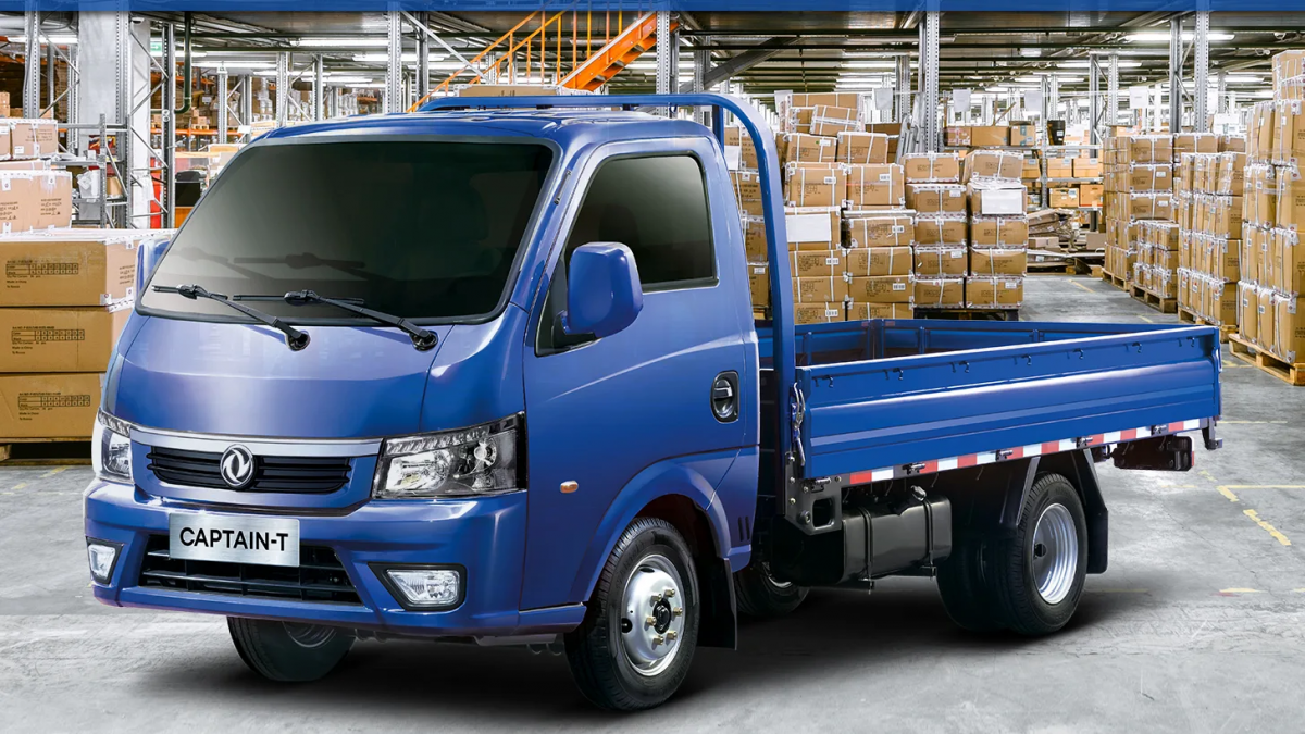 Эксперты авторынка беспокоятся об отечественной «Газели», которую могут вытеснить китайские конкуренты