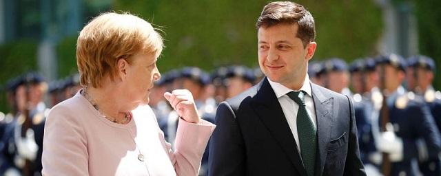 Ангеле Меркель стало плохо в ходе встречи с Зеленским