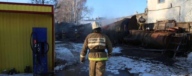 В Уфе произошли взрыв и пожар на АЗС