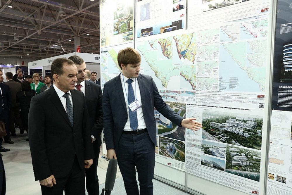 Губернатор Вениамин Кондратьев открыл выставку YugBuild в Краснодаре