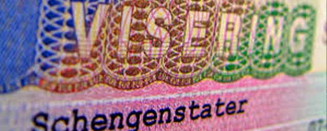 Российские туроператоры отмечают всплеск спроса на шенгенские визы из-за опасений об их запрете
