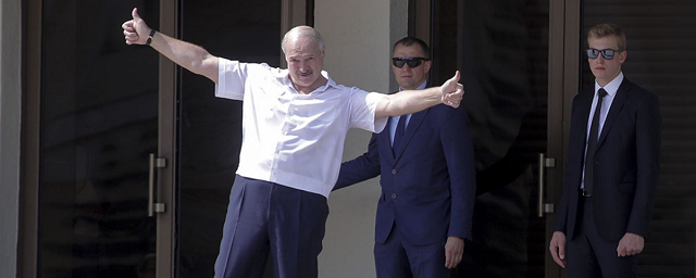 Лукашенко: Я никому не продам белорусские компании