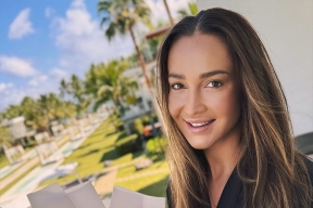 Ольга Бузова рассказала о неприятности, случившейся с ней на борту самолета