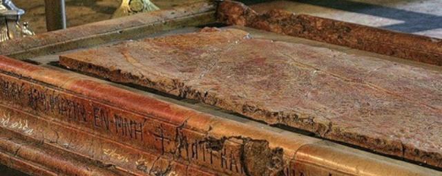 Впервые за 500 лет археологи исследуют гроб Иисуса Христа