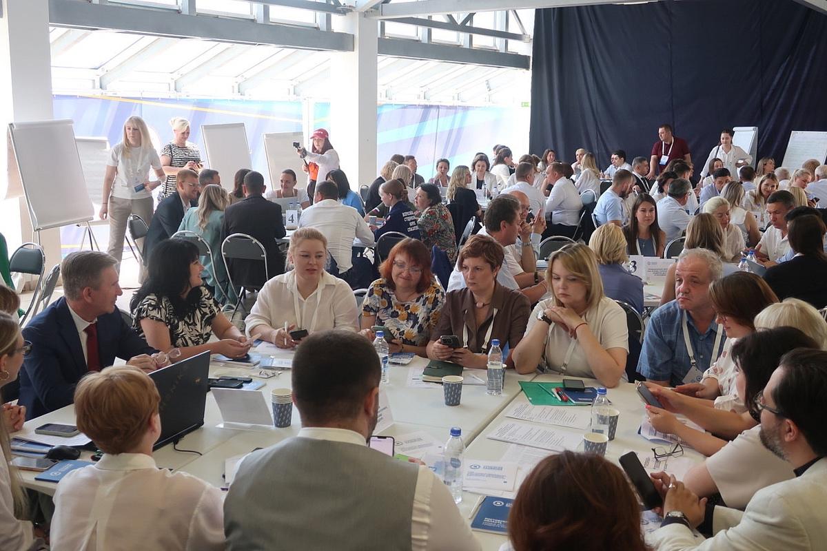 Власти Ростова решили, как воспитать идеальное поколение новых россиян