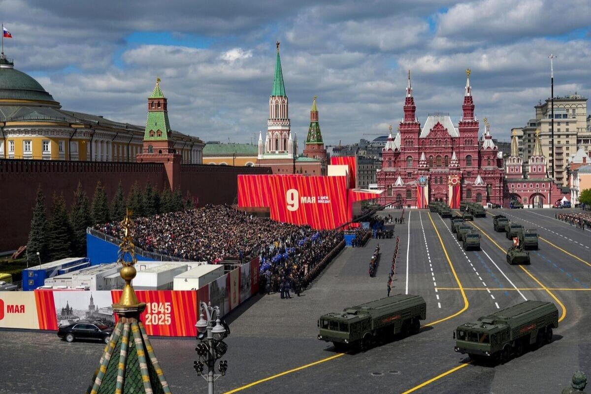 Песков рассказал о попытках Киева сорвать парад 9 мая в Москве