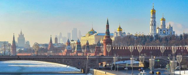 В Москве из-за сильных морозов продлили усиленный режим работы городских служб