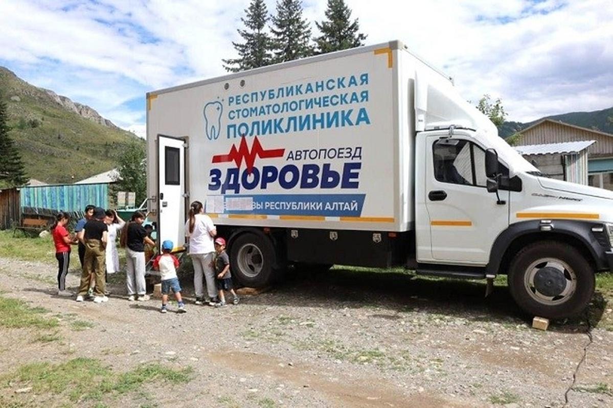 В Республике Алтай автопоезд «Здоровье» принял более 2 800 жителей с начала года