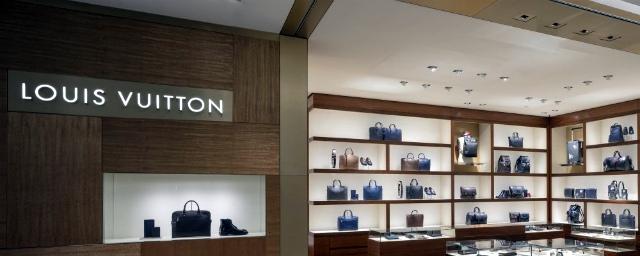 Магазин Louis Vuitton в центре Москвы ограбили на 7 миллионов рублей