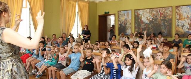 В Национальном музее РД звучали «Сказки серебряной флейты»