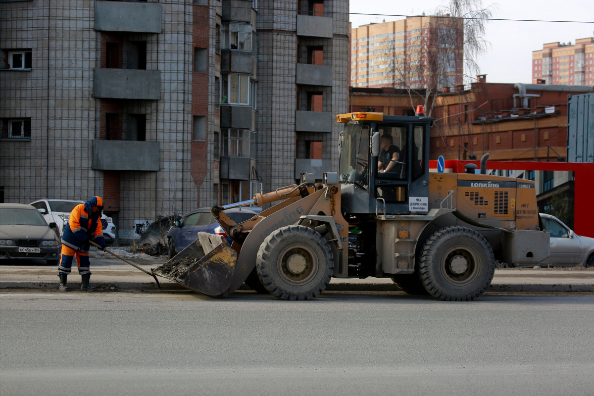 В Новосибирске ускорят темпы наведения порядка на улицах после зимы