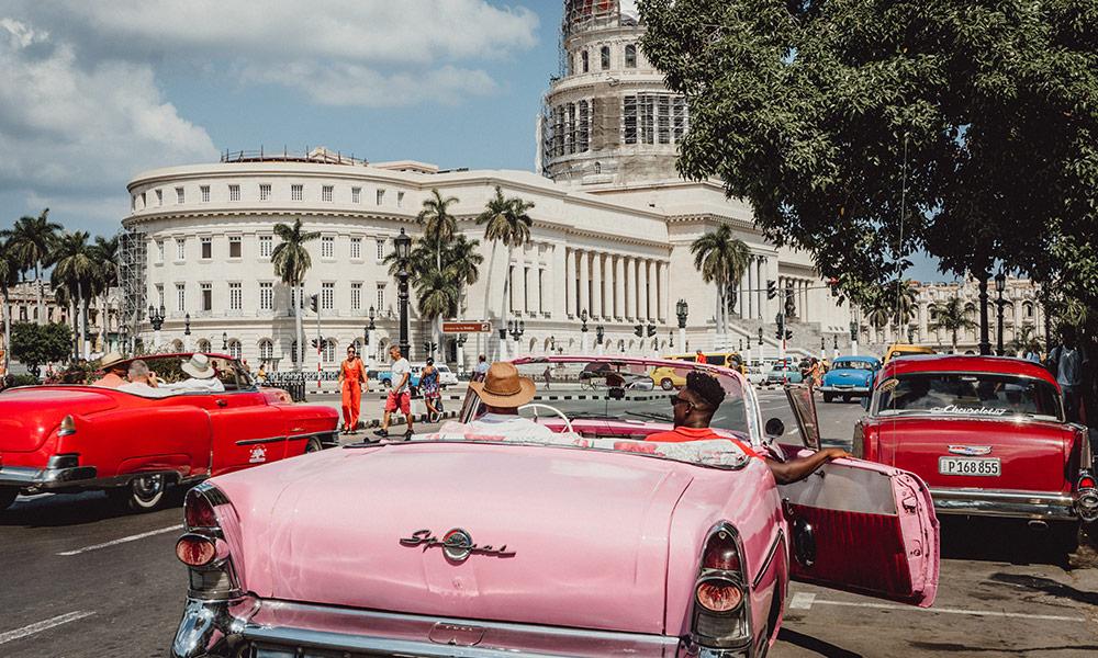 Российским туристам сообщили о старте продаж пакетных туров на Кубу