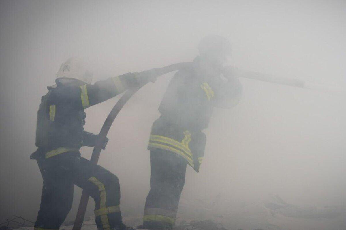 В Черниговской области прогремели взрывы на двух предприятиях критической инфраструктуры