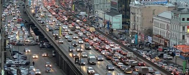 Число въезжающих в центр Москвы автомобилей сократилось на 25%
