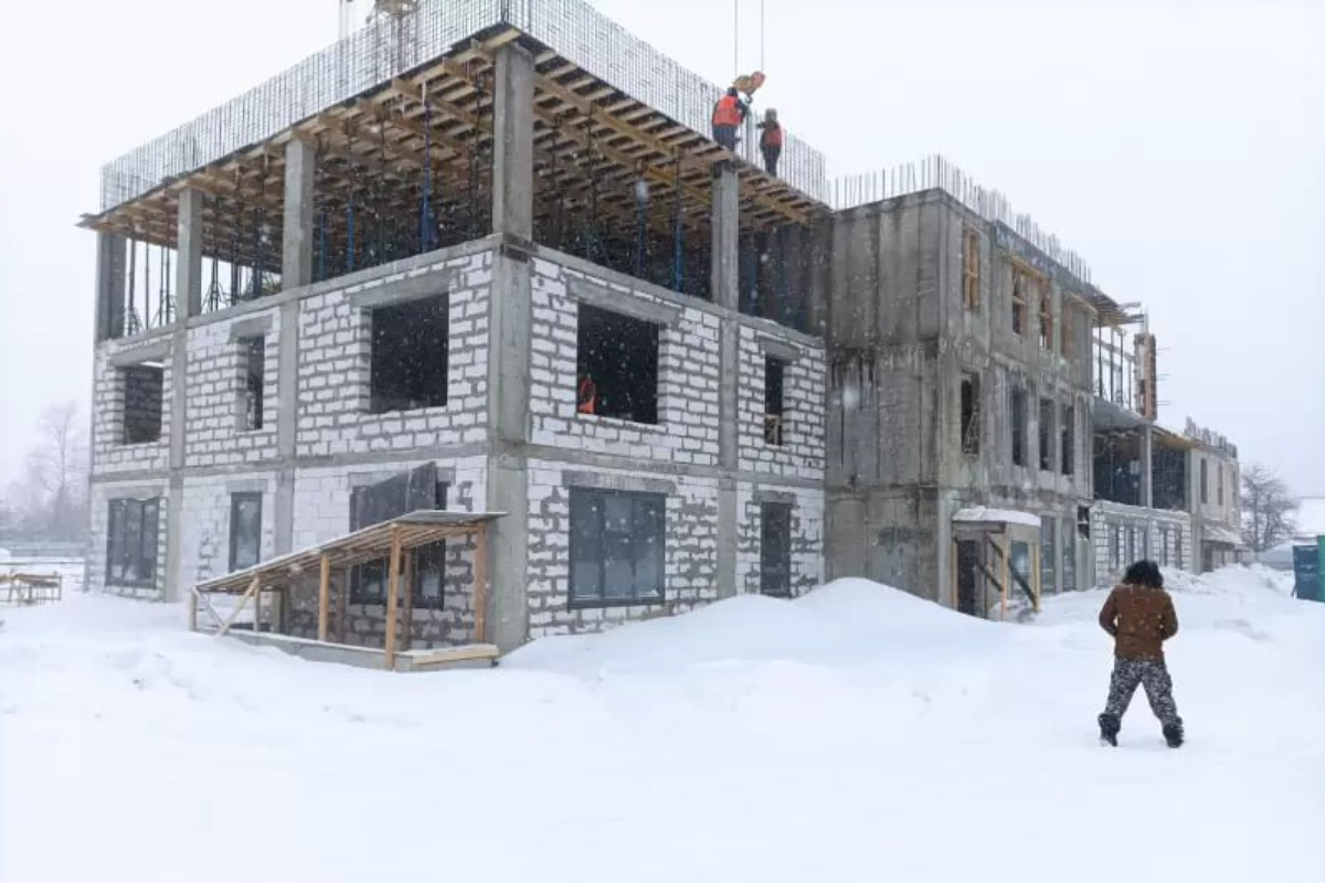 В Щелкове продолжается строительство детского сада на улице Школьная