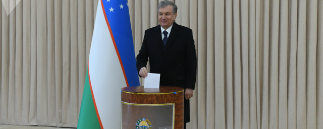Выборы президента в Узбекистане могут состояться в конце октября
