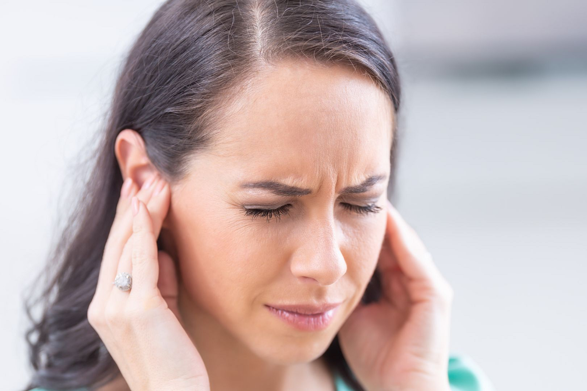 Доктор Мясников объяснил причины шума в ушах