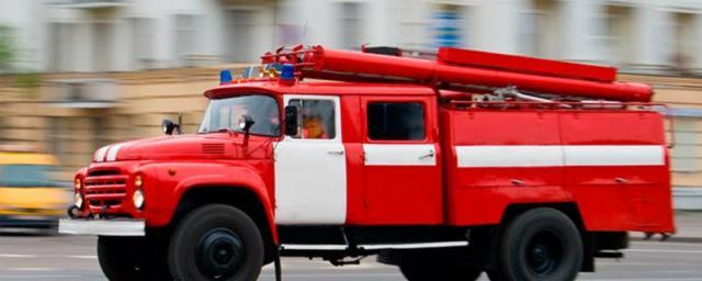 В Приморском крае сгорела автобаза со снегоуборочной техникой