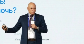 Губернатор Артамонов обсудил трудоустройство со студентами вузов и колледжей Липецка