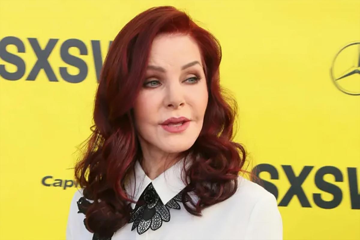 Присцилла Пресли зарабатывает на встречах с фанатами, чтобы погасить долги