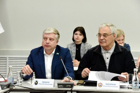 «Отток молодежи ведет к упадку населенных пунктов»: Спикер Законодательной думы Хабаровского края Николай Шевцов принял участие в заседании Ассоциации молодежных парламентов ПФО В Йошкар-Оле