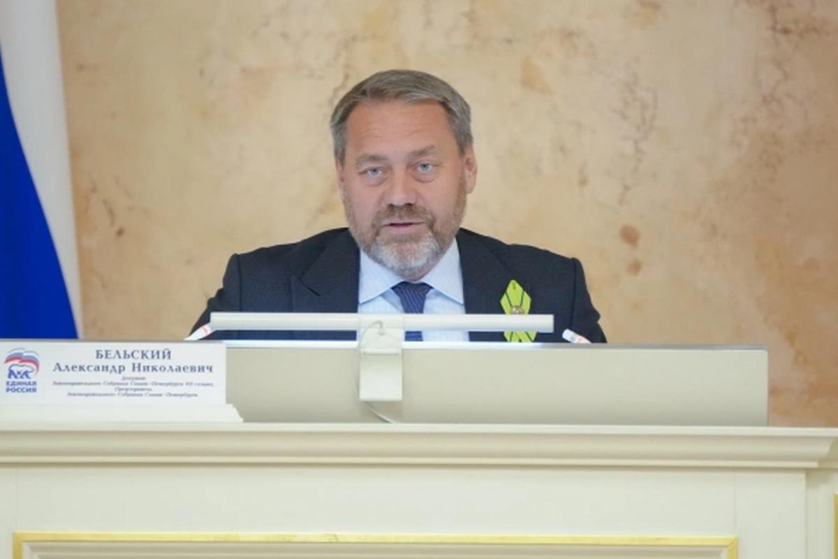 Петербург изучает возможность введения платы за въезд в центр города