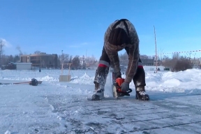 Мэр Иркутска Руслан Болотов проинспектировал обустройство площадки для крещенских купаний на Якоби