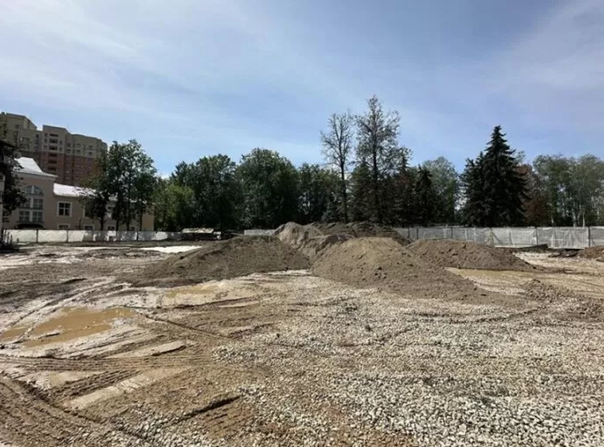 В Центральном парке Городского округа Пушкинский продолжается строительство нового скейт-парка