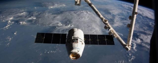 Космический корабль Dragon вернется на Землю с МКС 2 мая