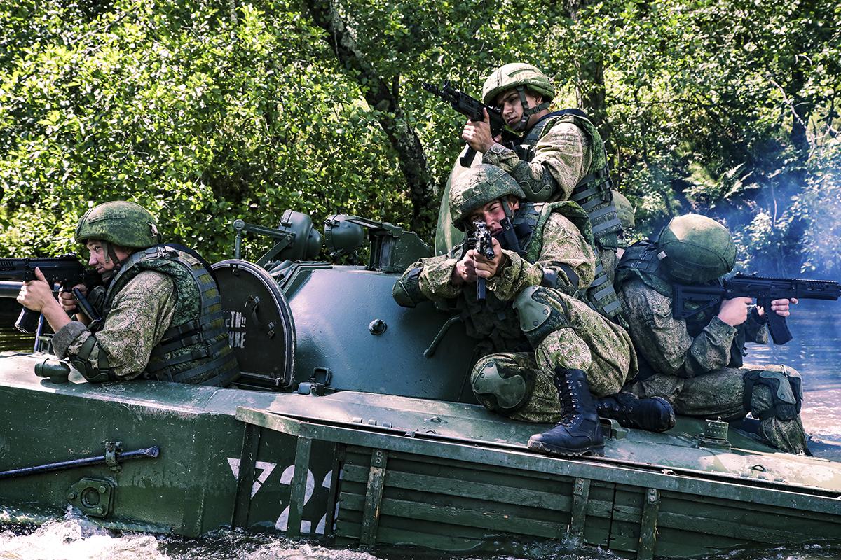 Российский десантник исполнил просьбу и сообщил родственникам о гибели солдата ВСУ