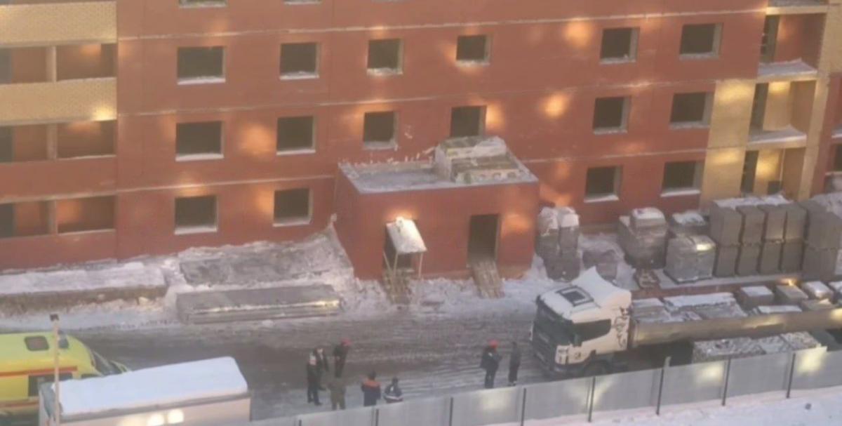 В Оренбурге погиб рабочий, упав с 4 этажа в шахту лифта