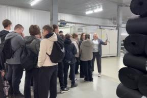 «Неделя без турникетов» в Рассказове: школьники познакомились с уникальным производством войлока в рамках всероссийской акции