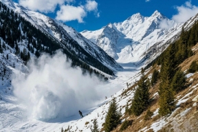 В Мурманской области временно закрыли опасные зоны из-за противолавинных мероприятий