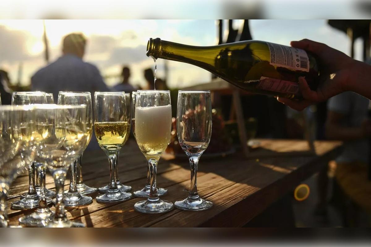 Петербургская Ladoga заключила эксклюзивный контракт с крымской винодельней Esse